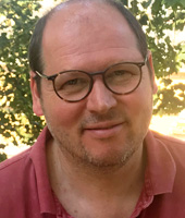 Dr. med. Roland Issel